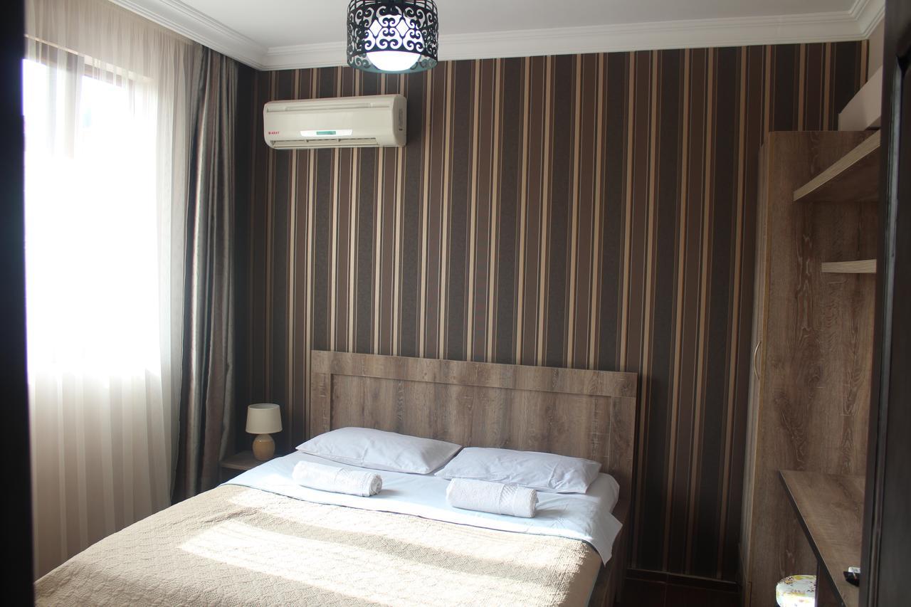 Deluxe Guest House Kvariati Eksteriør billede