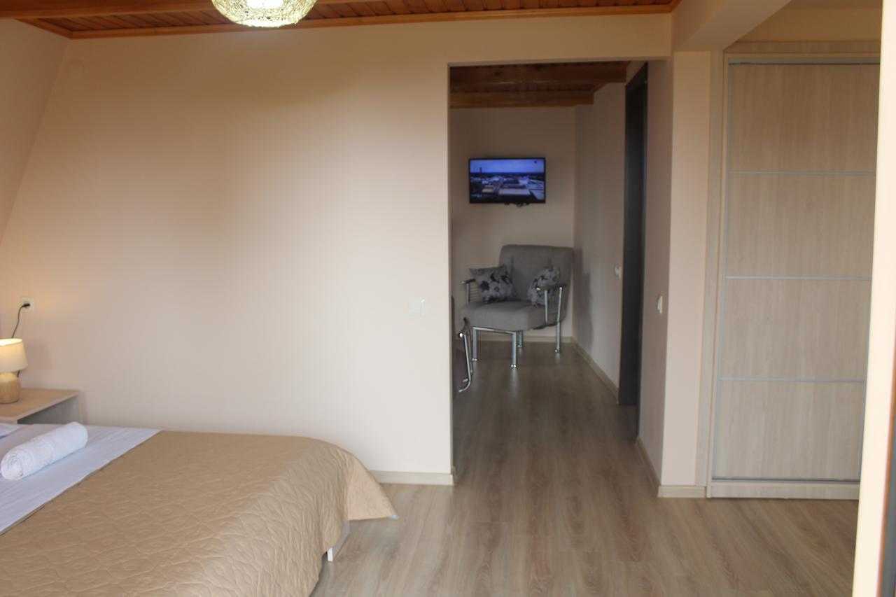 Deluxe Guest House Kvariati Eksteriør billede